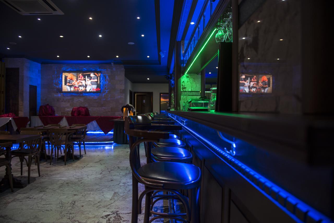 פרמריבו Hotel Elegance Nv מראה חיצוני תמונה