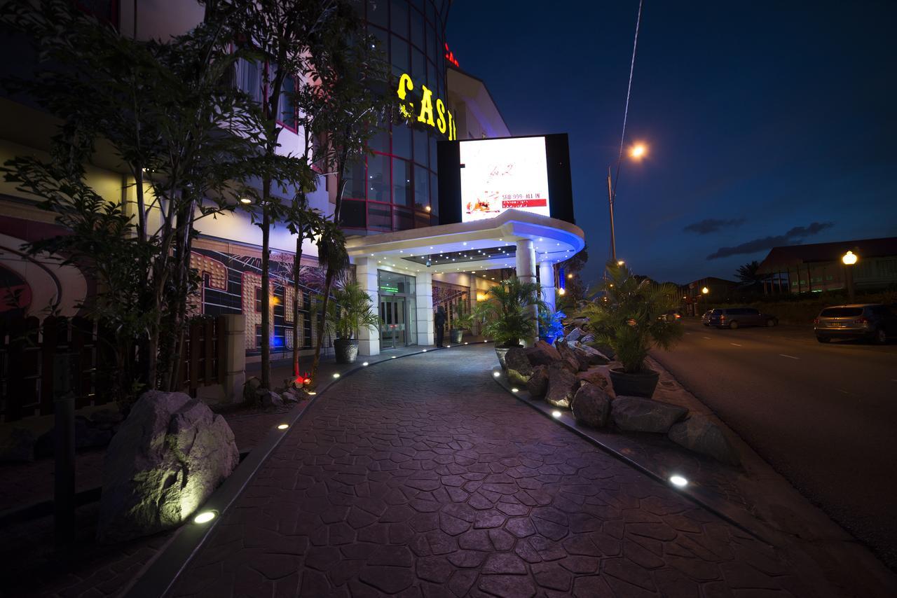 פרמריבו Hotel Elegance Nv מראה חיצוני תמונה
