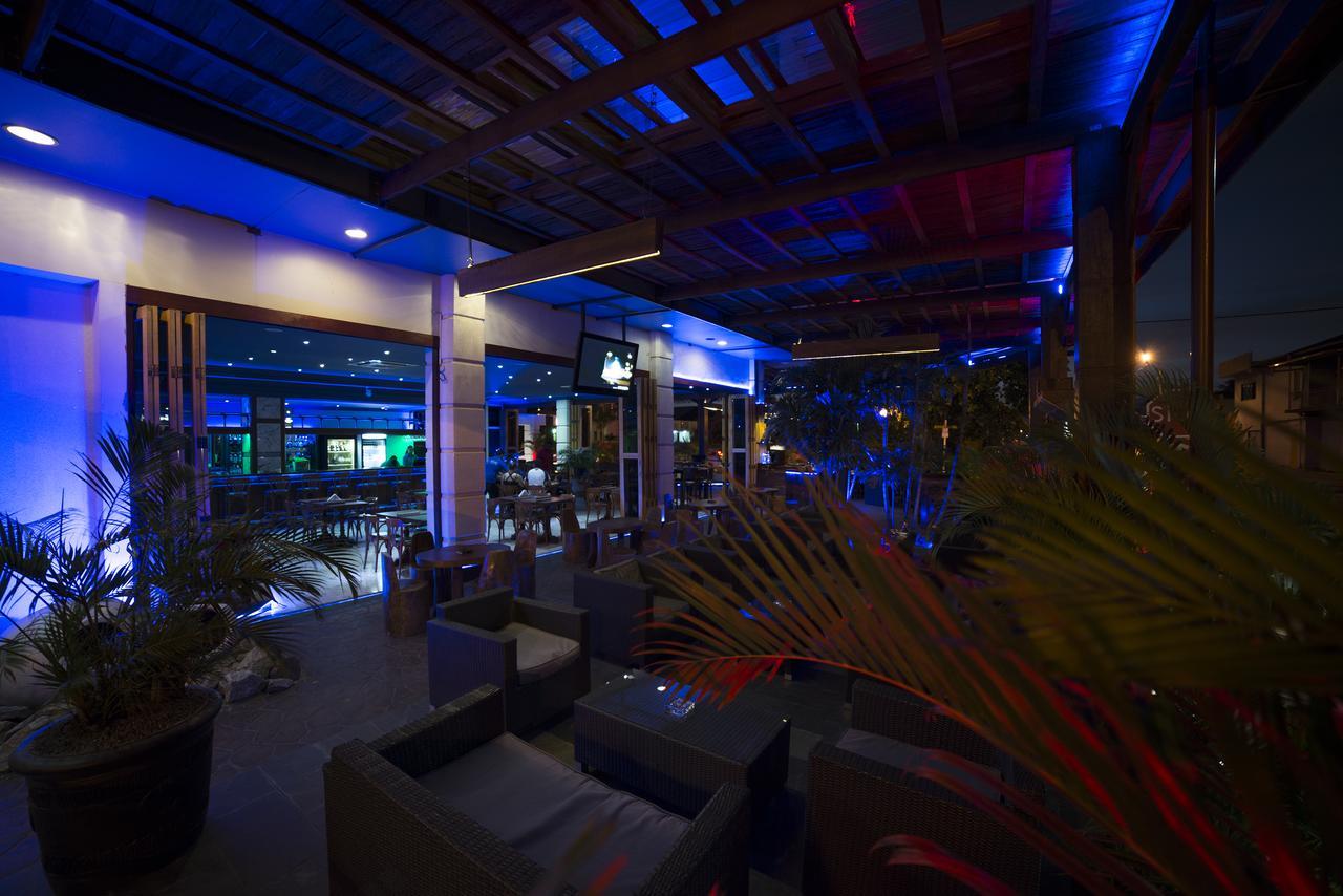 פרמריבו Hotel Elegance Nv מראה חיצוני תמונה