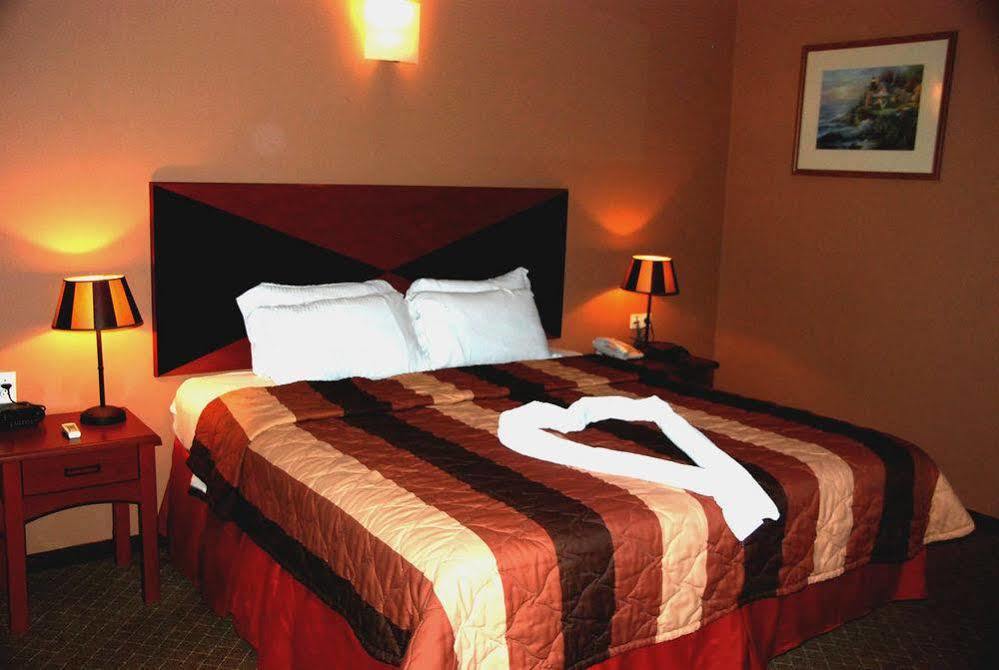 פרמריבו Hotel Elegance Nv מראה חיצוני תמונה