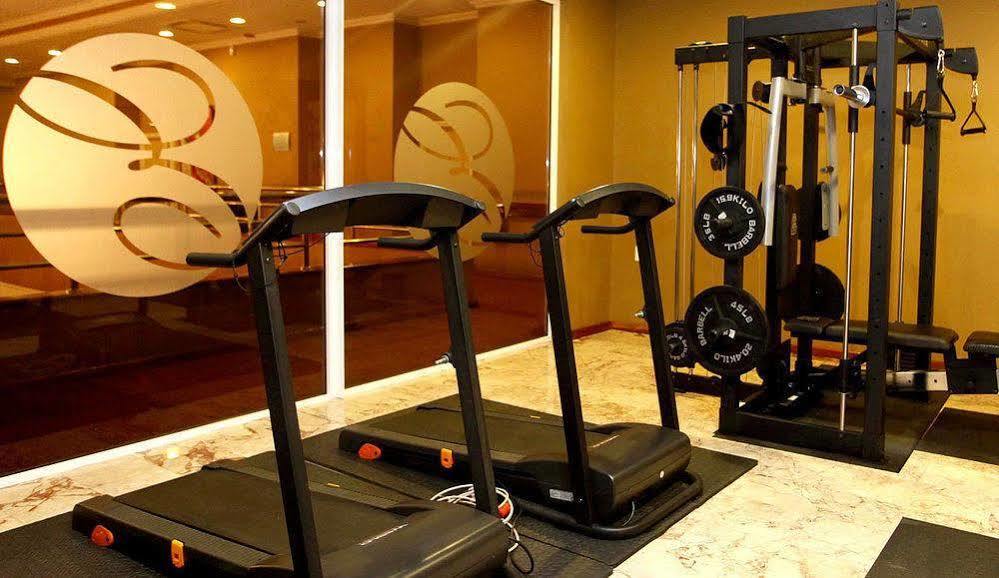 פרמריבו Hotel Elegance Nv מראה חיצוני תמונה